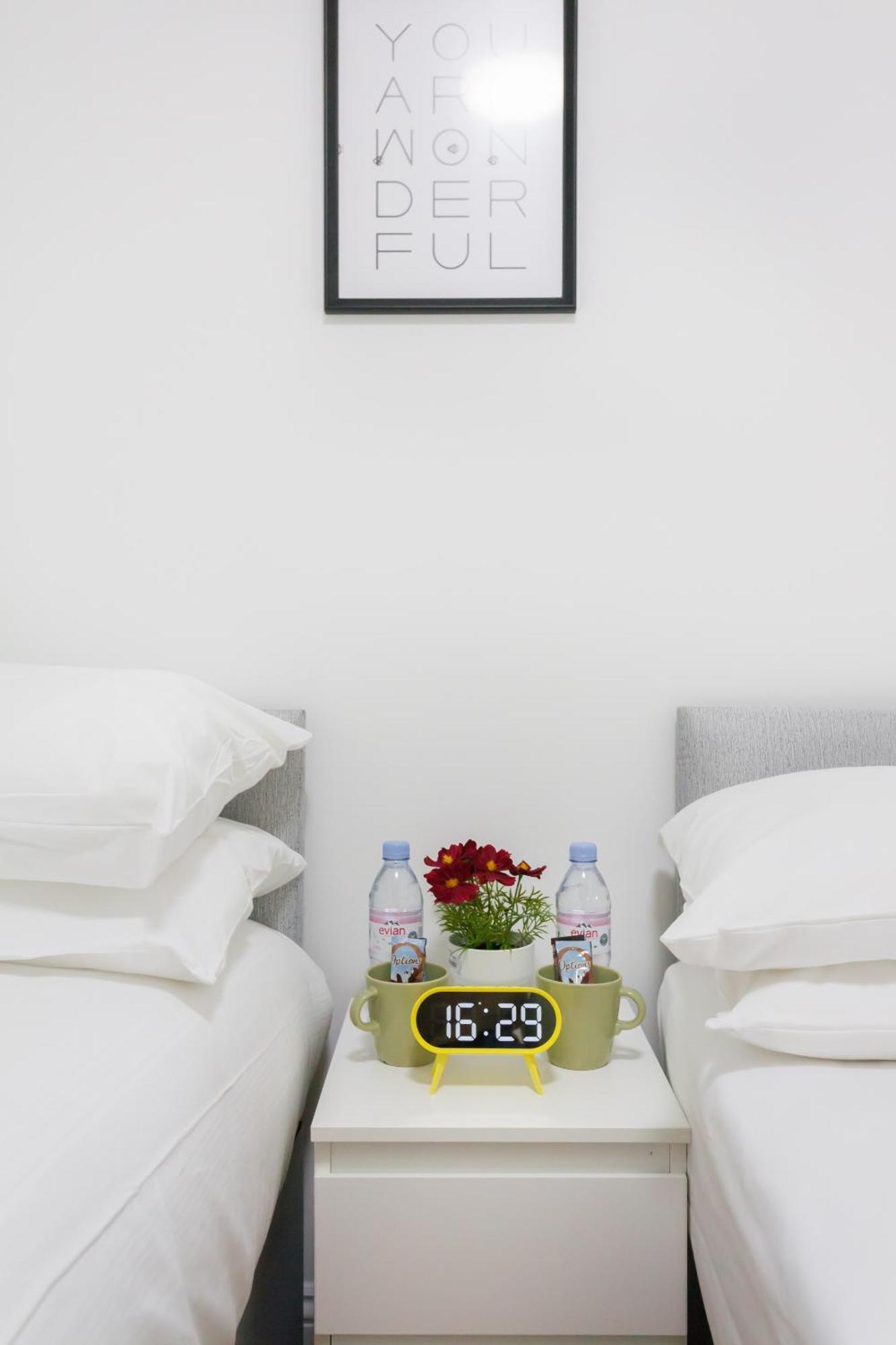 ลอนดอนควีนส์ยูโรสตาร์ - คิงส์ครอส Hotel ภายนอก รูปภาพ