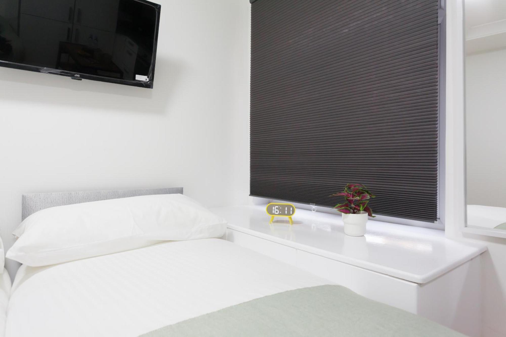 ลอนดอนควีนส์ยูโรสตาร์ - คิงส์ครอส Hotel ภายนอก รูปภาพ